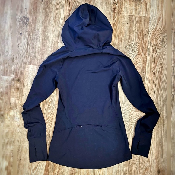 GapFit Brushed Running Hoodie - Picture 3 of 3